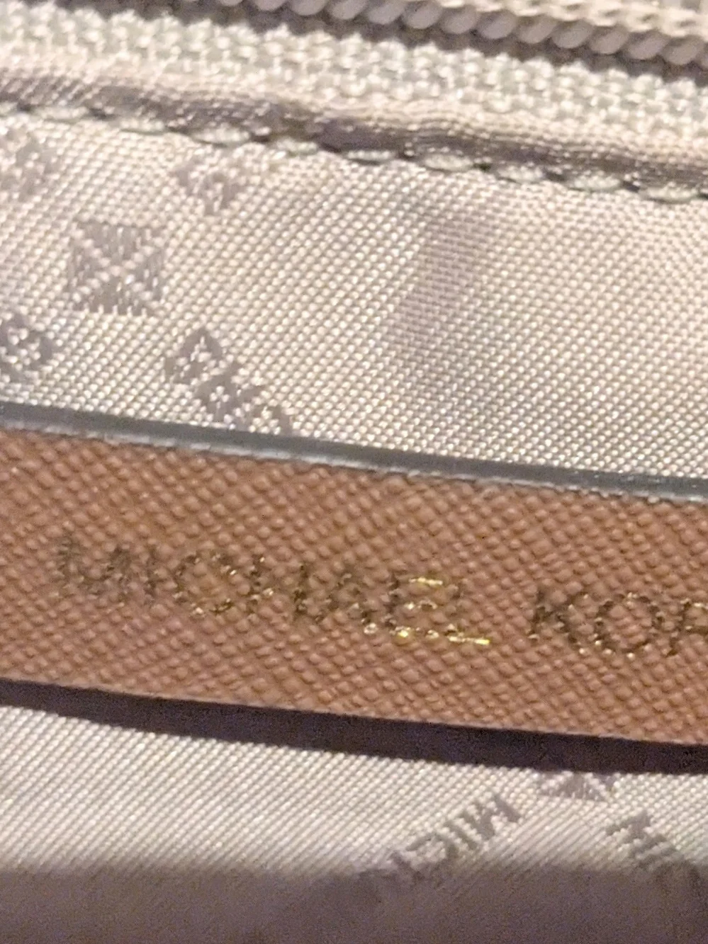Michael Kors Ayden Large Signature Logo Tote Bag . Used 1 Time Only